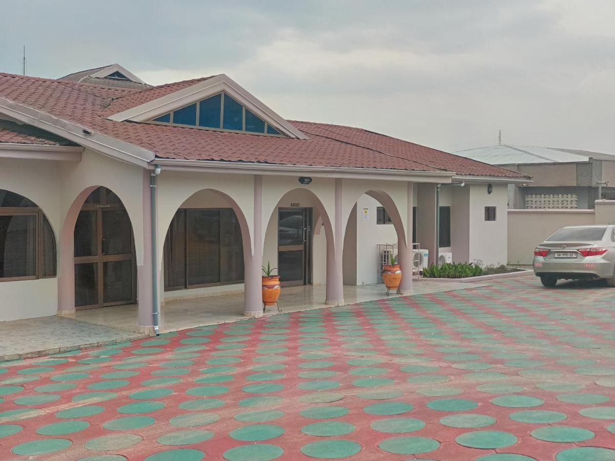 Prestige Guesthouse ,Ksi Kumasi Luaran gambar