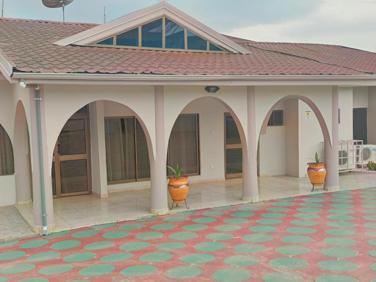 Prestige Guesthouse ,Ksi Kumasi Luaran gambar
