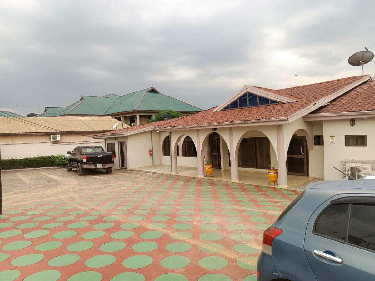 Prestige Guesthouse ,Ksi Kumasi Luaran gambar